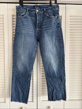 GAP High Rise Cheeky Straight Leg Jeans Women’s Blue Denim Raw Hem Size 10/30R
